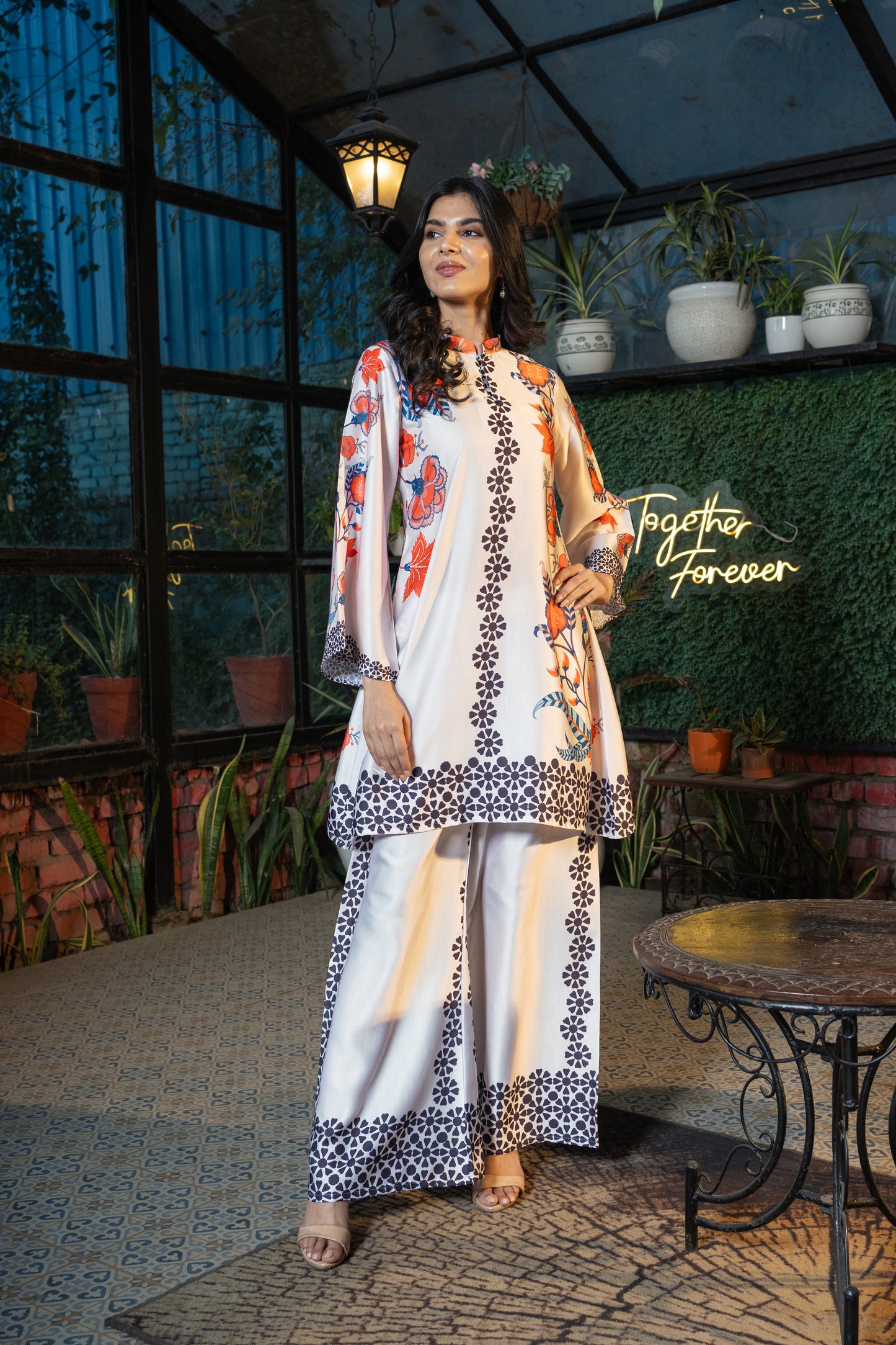 Floral Printed Stylish Co-ord Set in Modal Satin Fabric