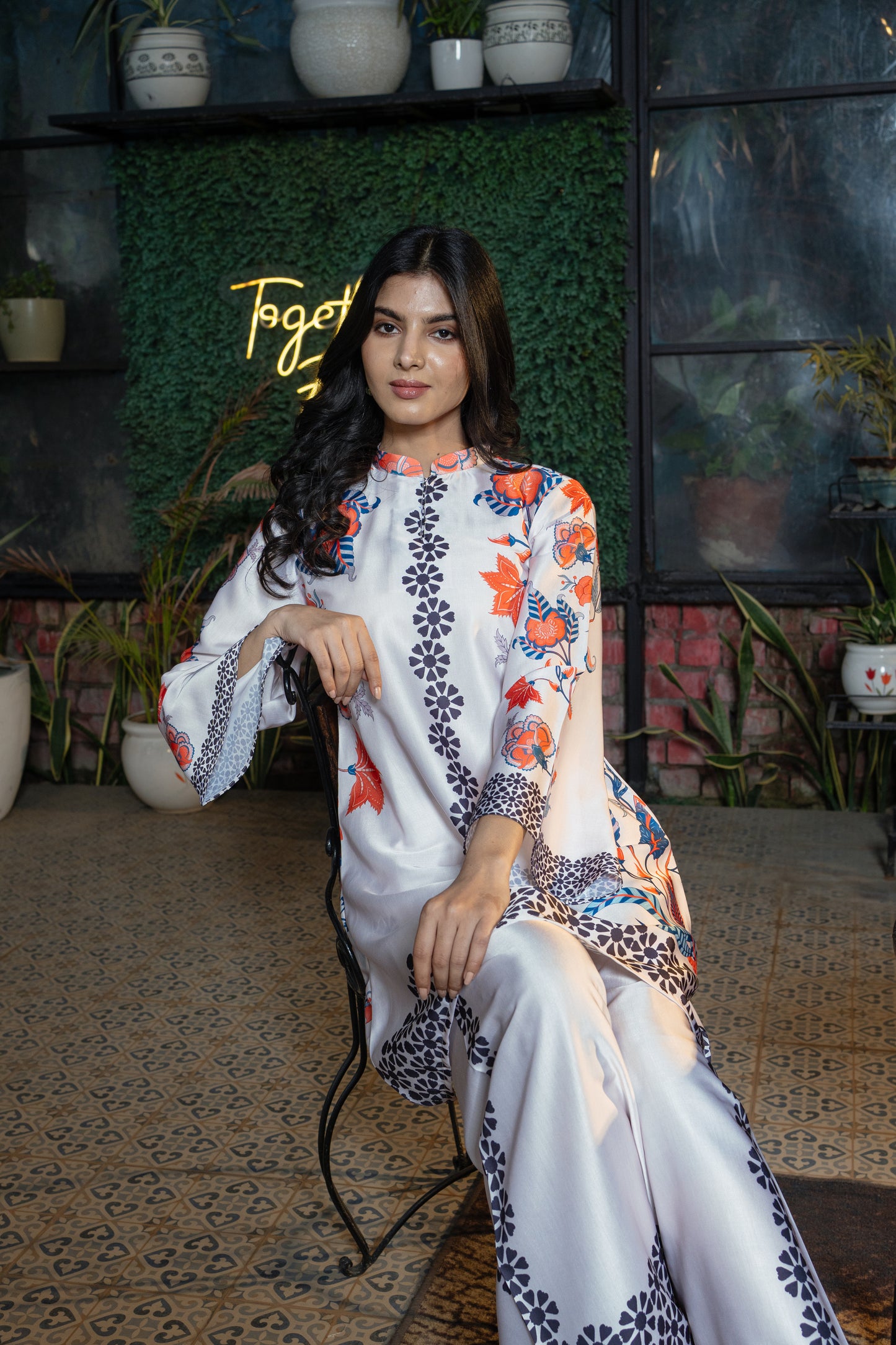 Floral Printed Stylish Co-ord Set in Modal Satin Fabric