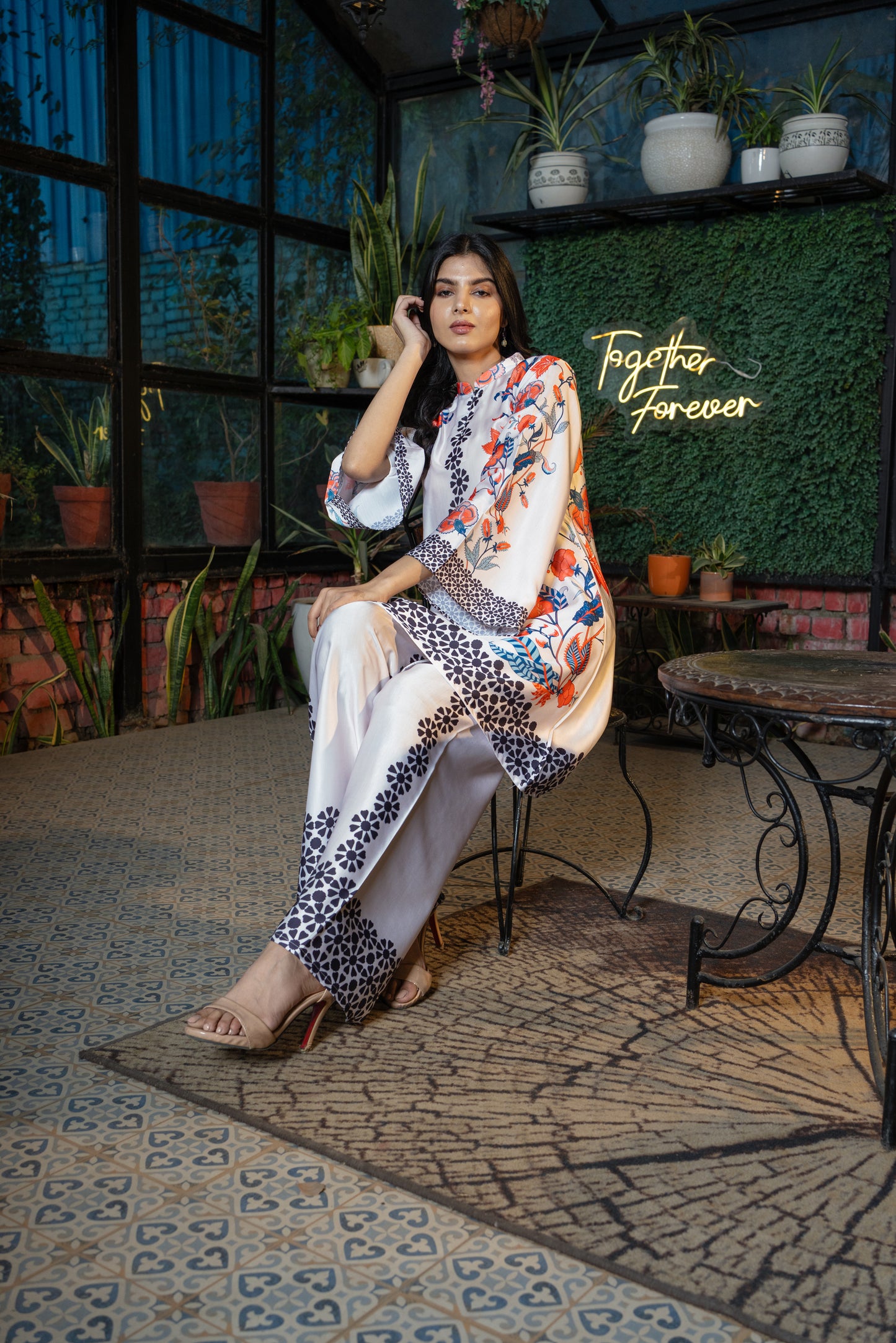 Floral Printed Stylish Co-ord Set in Modal Satin Fabric