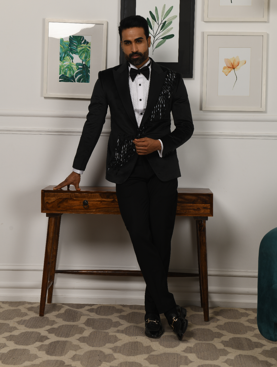 Black Silk Velvet Hand Embroidered Tuxedos Suit